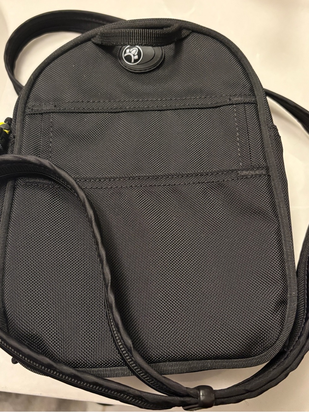 Pacsafe Metrosafe 100 Anti-Theft Black Crossbody-Shoulder-Hip Bag